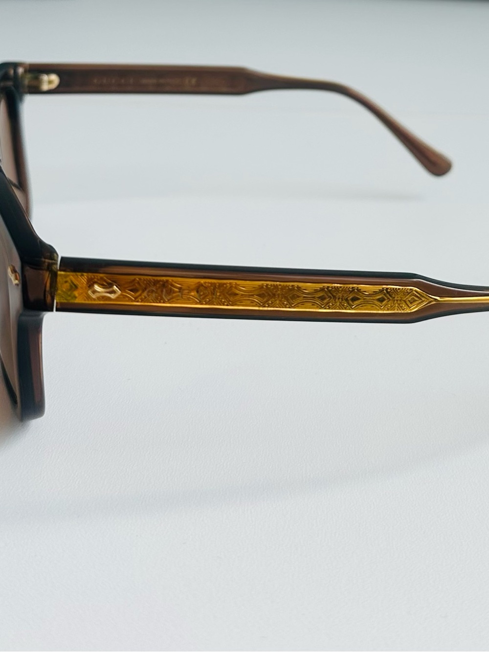 Gucci Sunglasses Brown with gold accents